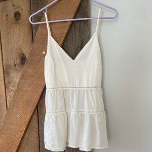 NWOT Old Navy Ivory Tiered Tank